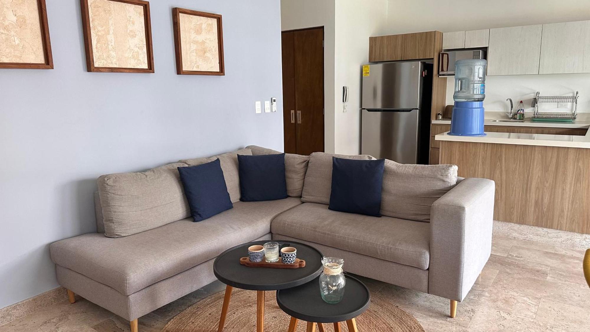 Ipana Luxury